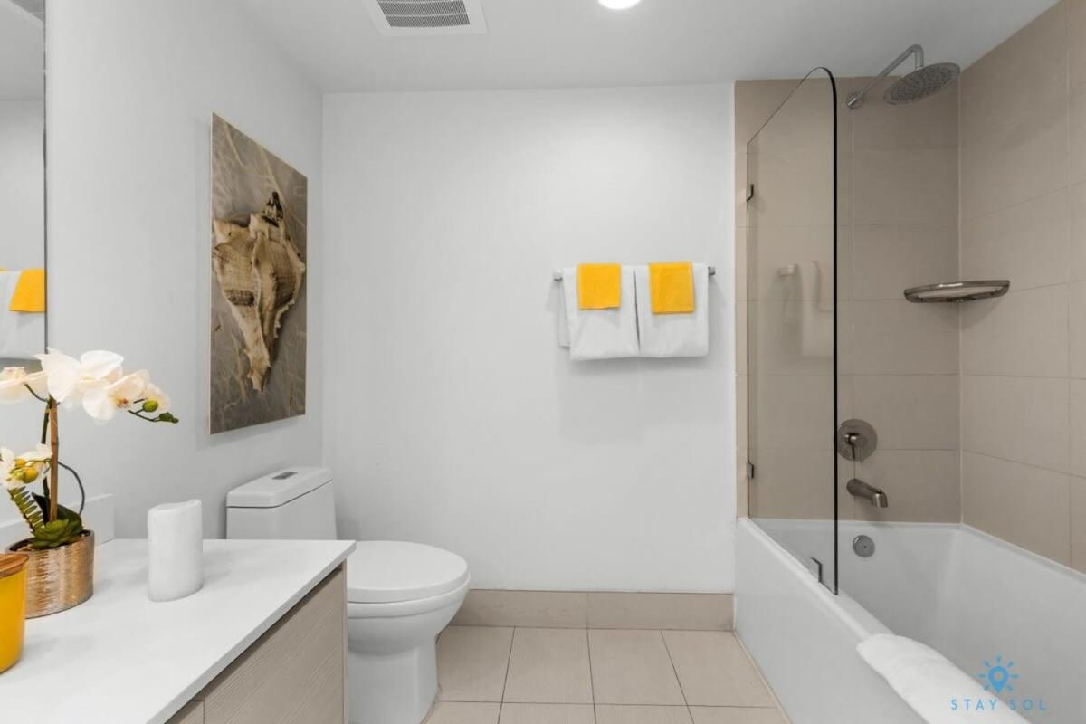 הלנדל ביץ' Infinite View With Balcony,Pool Plus Near Beach מראה חיצוני תמונה